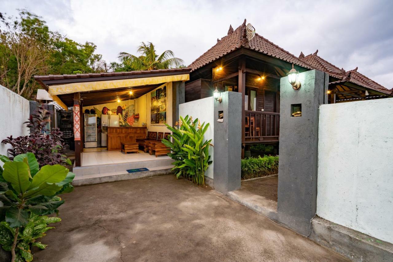 Ocean Hostel Ceningan Island Exterior photo