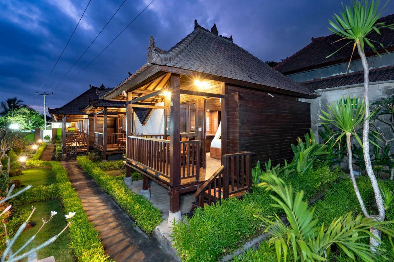 Ocean Hostel Ceningan Island Exterior photo